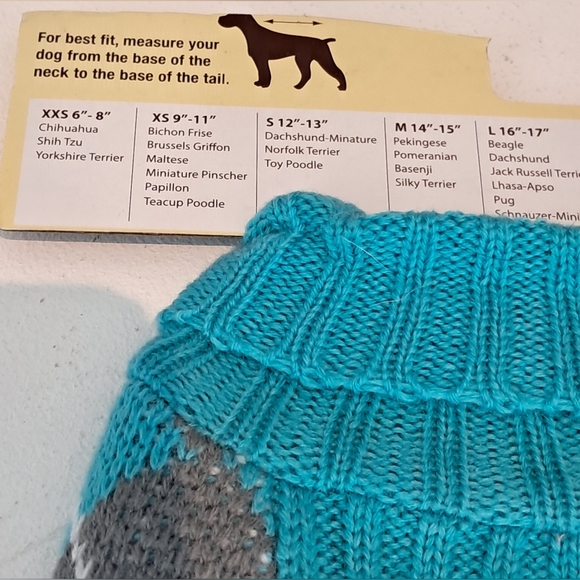 5 Piece Dog Clothes Set Size XS/S NWT & NWOT - Picture 10 of 16